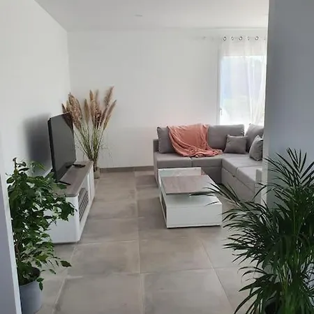بيت للعطل Ty Moris Breiz بلوغيرنياو